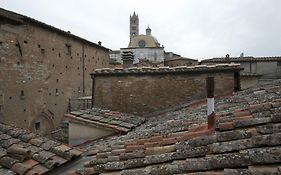 Hotel La Perla